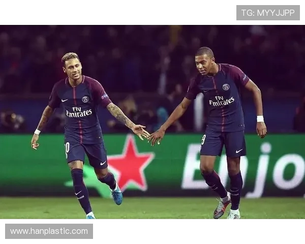 巴黎圣日耳曼挥洒豪气攻守兼备实力尽显出手出脚都大方