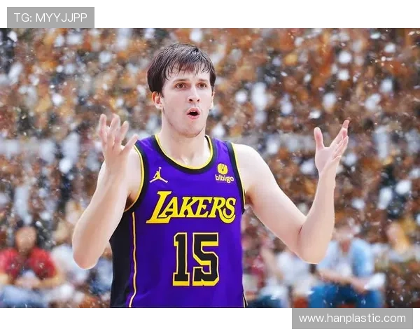 里夫斯惊天抛投绝杀登顶篮球公园NBA十佳球全场沸腾瞬间 里夫斯惊天抛投绝杀登顶篮球公园NBA十佳球全场沸腾瞬间