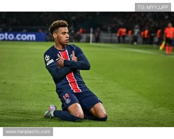 法甲杜埃破门巴黎提前六轮加冕冠军再创历史